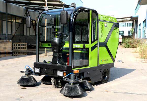 電動(dòng)掃地車(chē)挑花眼了？看這里